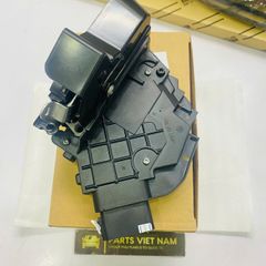 Ổ khóa ngậm cửa trước phải 6 giắc điện Ford Focus. Đời 2004 - 2012. Hàng cao cấp. Mã 3M5A R21812CM, 4892361