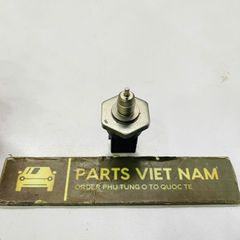 Cảm biến áp suất ( xuất ) xăng hay nhiên liệu Mercedes A250, A220, B220, B250, C200, C300, CLA220, CLA250, CLS450, CLS350, E350, E200, E450, E300, GLA250, GLC200, GLC300, S450, S500. Hàng Bosch Đức. Mã 0261545117,  A2569050200