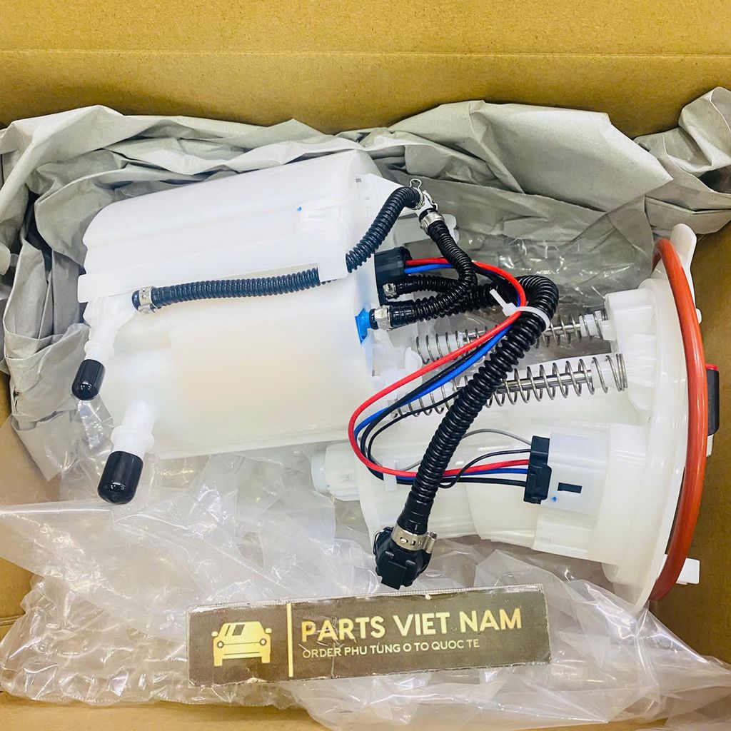 Cụm bơm xăng Mercedes W176 A220, A250, W246 B220, B250, W117 CLA250, CLA220, W156 GLA250, GLA220 đời 2013 - 2018. Hàng cao cấp. Mã A2464701694