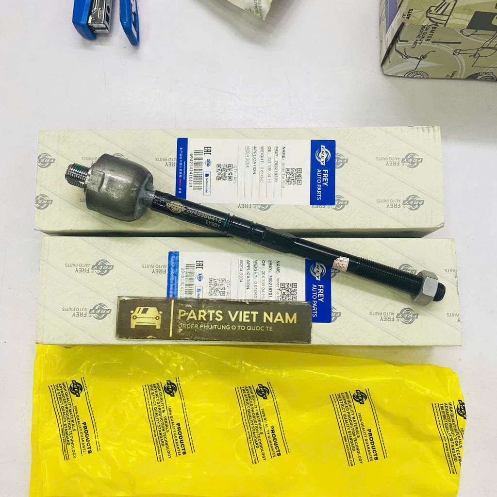 Rô tuyn lái trong Mercedes W204 C200, C250, C300, C350, W212 E200 E300 E350 đời 2007 - 2016. Hàng Frey. Mã A2043380415, A2043380015