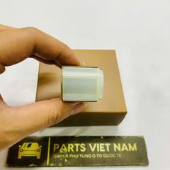 Chổi than máy phát Toyota Corolla, Altis, Venza, Sienna, Rav4, Fortuner, Hilux. Hàng cao cấp. Mã 27370-0P020, 27370-0C020, 27370-0F060, 27370-0H110, 27370-0M040, 27370-0P020, 27370-0S010, 27370-0T030, 27370-0Y150, 27370-27060, 27370-31220, 27370-58460,