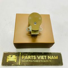 Chổi than máy phát Toyota Corolla, Altis, Venza, Sienna, Rav4, Fortuner, Hilux. Hàng cao cấp. Mã 27370-0P020, 27370-0C020, 27370-0F060, 27370-0H110, 27370-0M040, 27370-0P020, 27370-0S010, 27370-0T030, 27370-0Y150, 27370-27060, 27370-31220, 27370-58460,