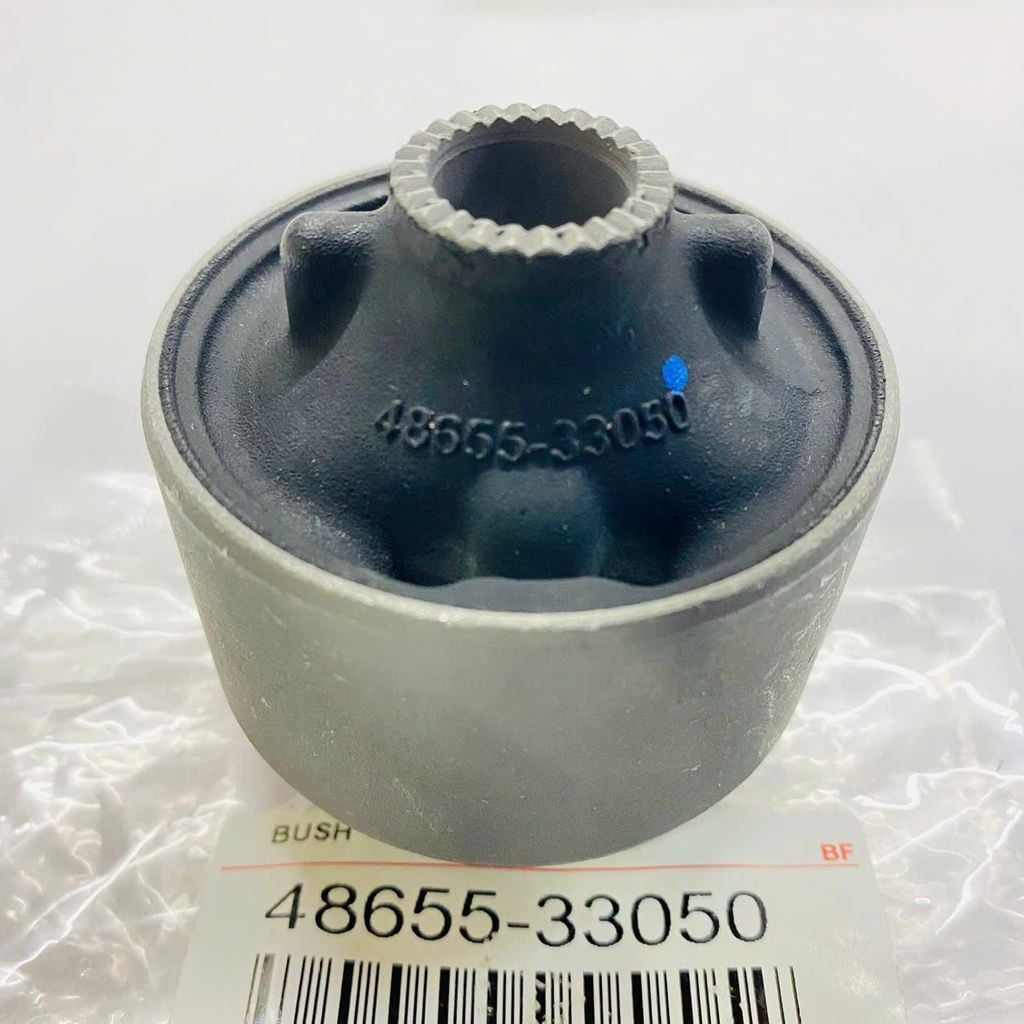 Cao su càng A to Leuxs RX350, 450H, Toyota Highlander, Camry đời 2008 - 2018. Hàng cao cấp. Mã 48655-33050, 4865533050( 1 cái  )