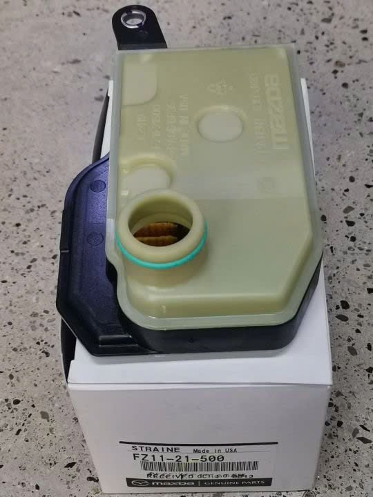 Lọc nhớt hay dầu hộp số tự động Mazda 2, Mazda 3, Mazda 6, CX3, CX5, CX9 đời 2014 - 2023. Hàng xịn Mazda Changan. Mã FZ1121500