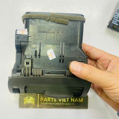 Cửa gió điều hòa taplo bên phải mầu ghi sáng Lexus LS460, LS600 đời 2007 - 2012. Hàng tháo xe còn 90%, đặt hàng 8 - 12 ngày. Mã 55660-50140