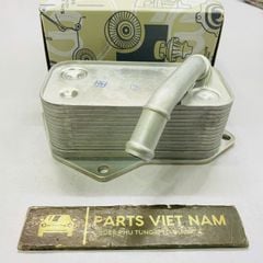 Két sinh hàn hay két làm mát dầu nhớt động cơ BMW 525i, 528i, 530i, X5, X6, X3, X1, 535i, 640i, 320i, 328i động cơ N52, N54, N20, N55, đời 2005 - 2016. Hàng Bmtsr. Mã 11427525333