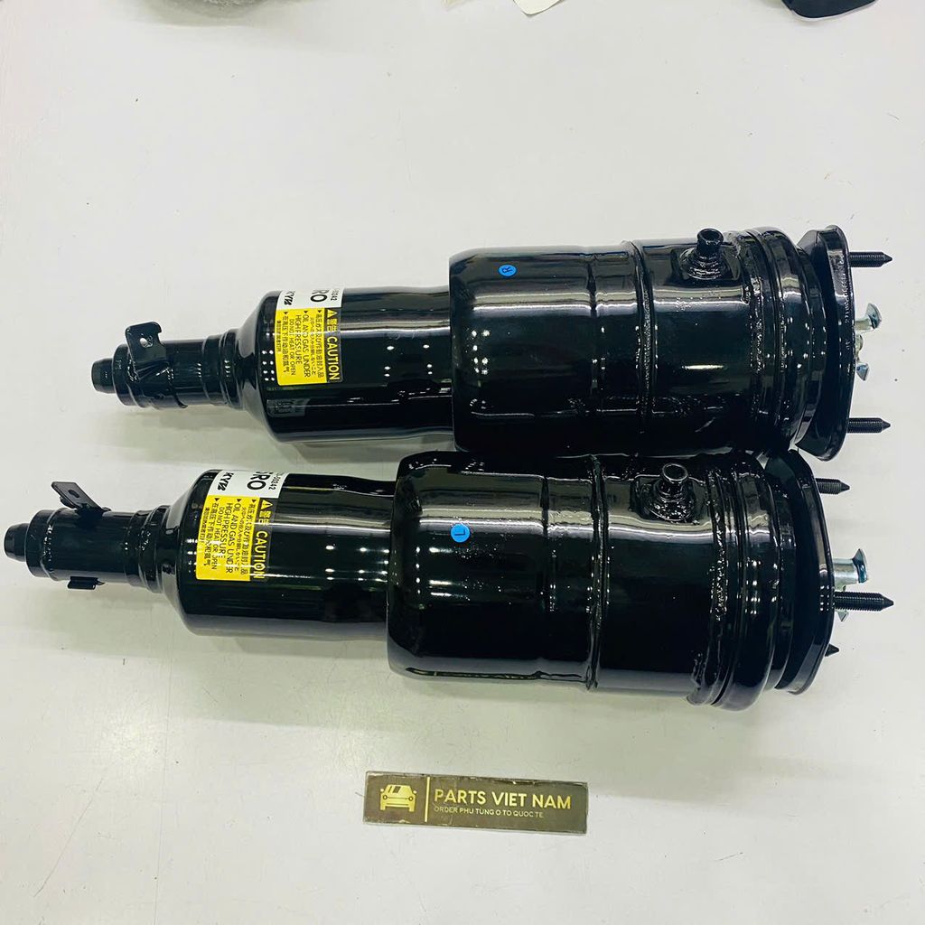 Giảm xóc trước hay phuộc nhún trước Lexus LS600H, LS600 đời 2008 - 2016. Hàng xịn tân trang mới 98% đặt hàng 4 - 6 ngày. Mã 48010-50201 RH, 48020-50201 LH ( 1 cây )