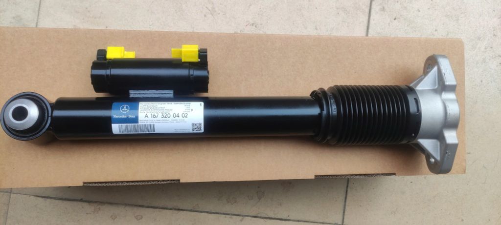 Giảm xóc hay phuộc nhún sau Mercedes W167 GLE350, GLE450, GLE580 đời 2020 - 2025. Hàng xịn tân trang mới 99% đặt hàng 3 - 5 ngày. Mã A1673200402