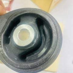 Chân giằng máy Honda Civic 1.8 đời 2006 - 2012. Hàng cao cấp Thailand. Mã 50880SNAA81