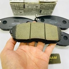 Má phanh hay bố thắng trước Nissan Teana đời 2009 - 2012. Hàng cao cấp bảo hành không có mạt. Mã D1080-JA01B