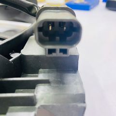 Cụm mô tơ quạt dàn ( giàn ) nóng bên phải Mazda Premacy, Mazda 323 đời 2001 - 2006. Hàng cao cấp. Mã FS2V-15-035D