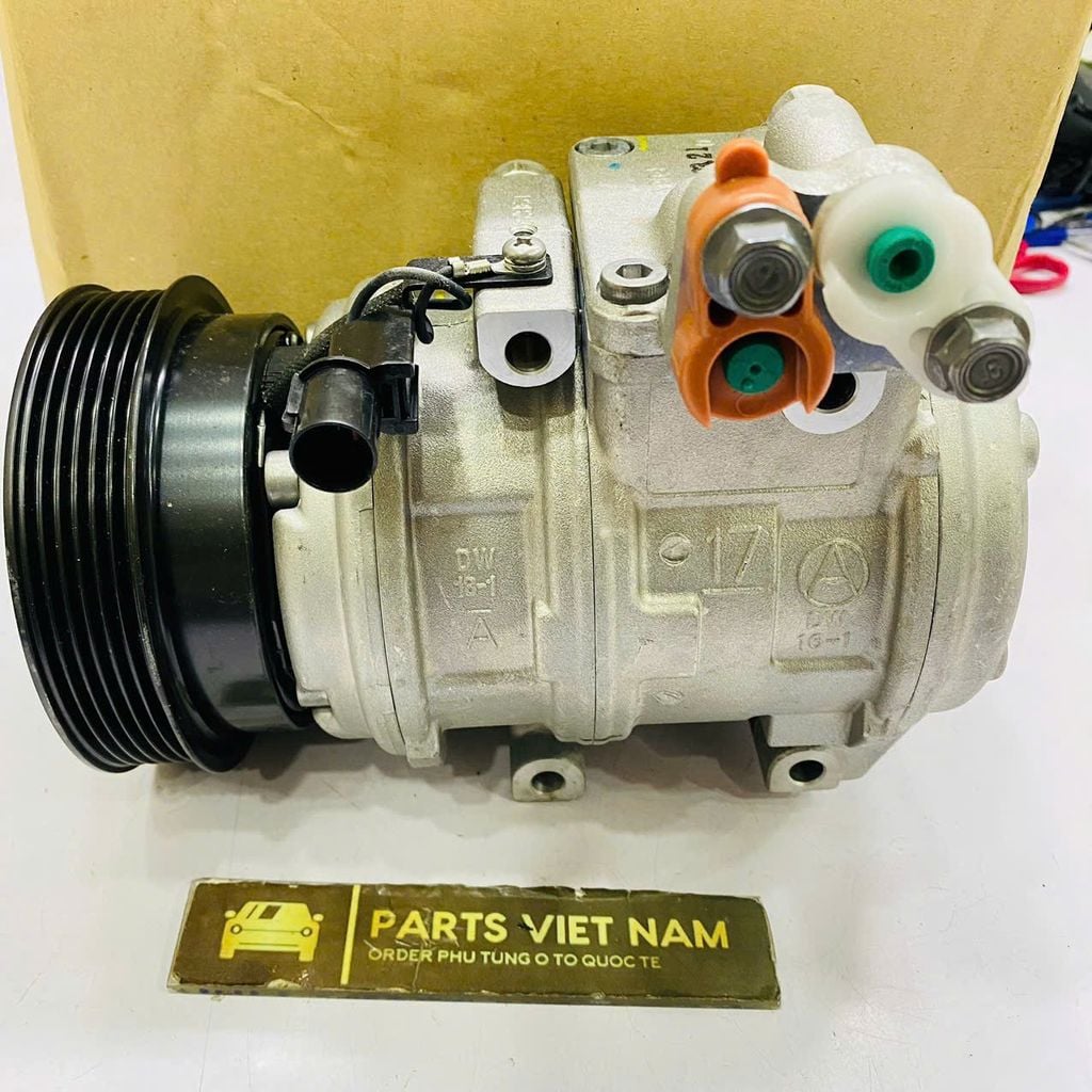 Lốc lạnh hay lốc điều hoà Kia Caren 2.0 máy xăng đời 2006 - 2012. Hàng Doowon Hàn Quốc. Mã 97701-1D100, 97701-1D100