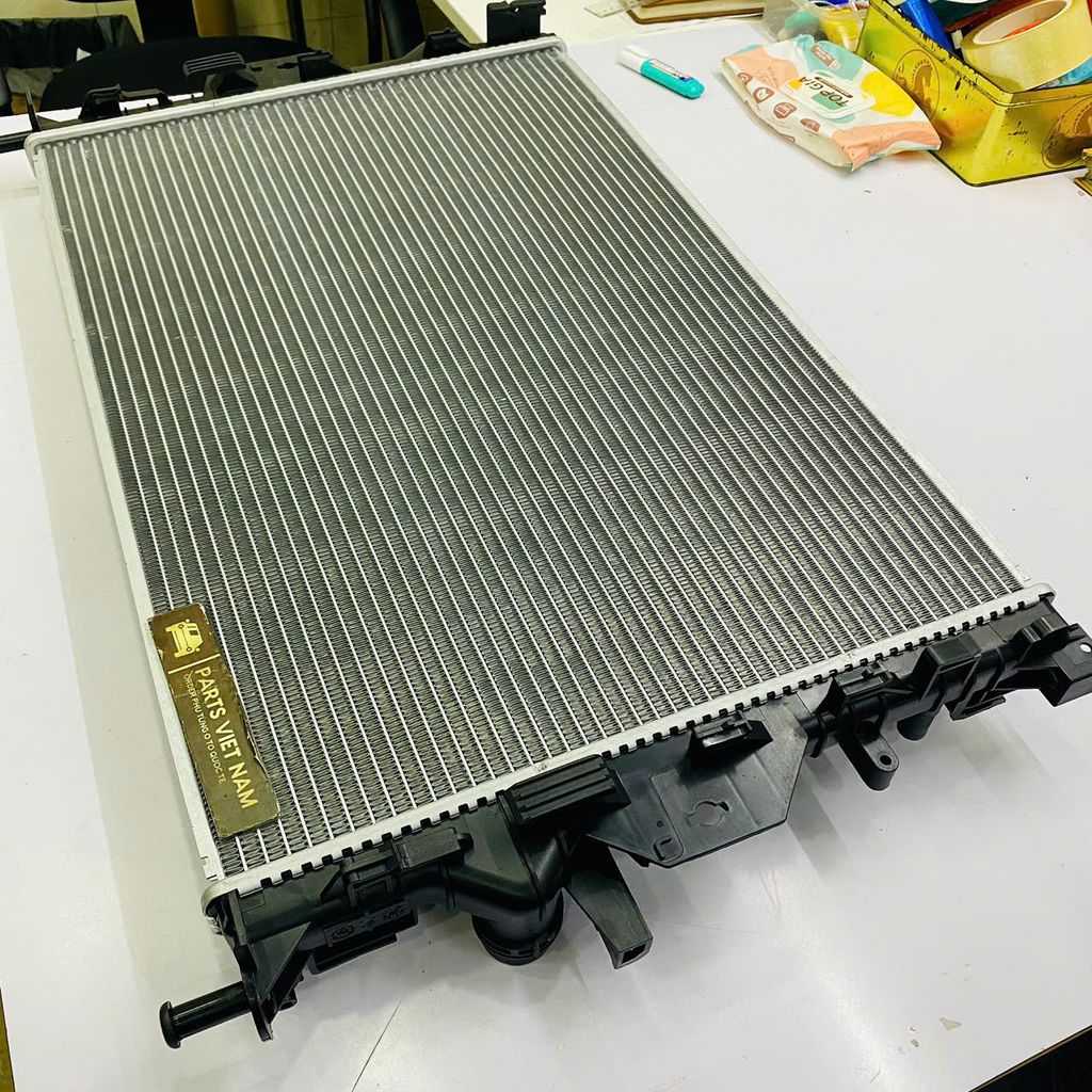 Két nước Land Rover Discovery Sport L550, Freelander L359, Range Rover Evoque L538 máy 2.0 và 2.2 đời 2006 - 2019. Hàng cao cấp. Mã LR006715 LR000583 LR002641 LR006714 LR039530 LR039623