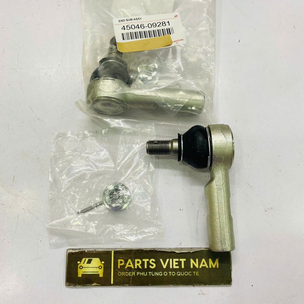 Rô tuyn lái ngoài Toyota Fortuner, Hilux đời 2008 - 2016. Hàng cao cấp. Mã 45046-09281, 4504609281 ( 1 cái )