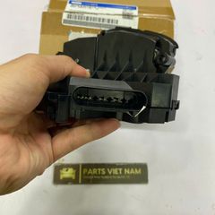 Ổ khóa ngậm cửa sau 4 giắc điện Ford Ranger, Mazda Bt đời 2014 - 2022. Hàng xịn. Mã AB39A26413CB LH, AB39A26412CB RH