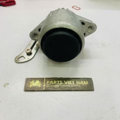 Cao su chân đầu máy bên trái Porsche Panamera 970 máy 3.0 và 3.6 đời 2013 - 2016. Hàng cao cấp tiêu chuẩn 1:1. Mã 94637505723, 94637505821, 94637505822