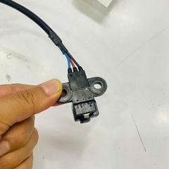 Cảm biến trục cơ hay trục khủy Mitsubishi Montero, Mitsubishi Pajero V33, V43, V45 động cơ 6G72, 6G74. Hàng xịn Japan. Mã MD303649, 1865A066,  MD322972, 5S1858, SU4242