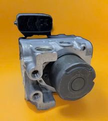 Cụm điều khiển phanh ABS Toyota Highlander đời 2001- 2003. Hàng tháo xe zin mới 90% đặt mỹ 18 ngày. Mã 44510-48020, 4451048020