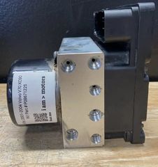 Cụm điều khiển phanh ABS Volvo V70 XC90 đời 2001 - 2006. Hàng tháo xe zin mới 90% đặt Mỹ 18 ngày. Mã.P08671225