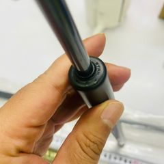 Ty chống nắp ca pô hoặc capo, ca bô Lexus LS460, LS600 đời 2007 - 2012. Hàng cao cấp dài 59 cm bảo hành 6 tháng. Mã 53440-50071, 5344050071, 53450-50071, 5345050071, 049491 ( 1 đôi )