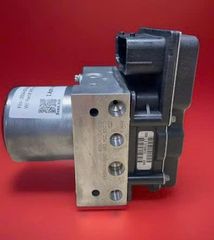Cụm điều khiển phanh ABS BMW 525i 530i 545i E60  đời 2004–2005Hàng tháo xe zin mới 90% đặt mỹ 18 ngày. Mã 3451 6767239 / 34516767239