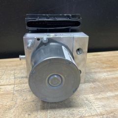 Cụm điều khiển phanh ABS Nissan 370Z đời 2010  Hàng tháo xe zin mới 90% đặt Mỹ 18 ngày. Mã 47660-1EA0B