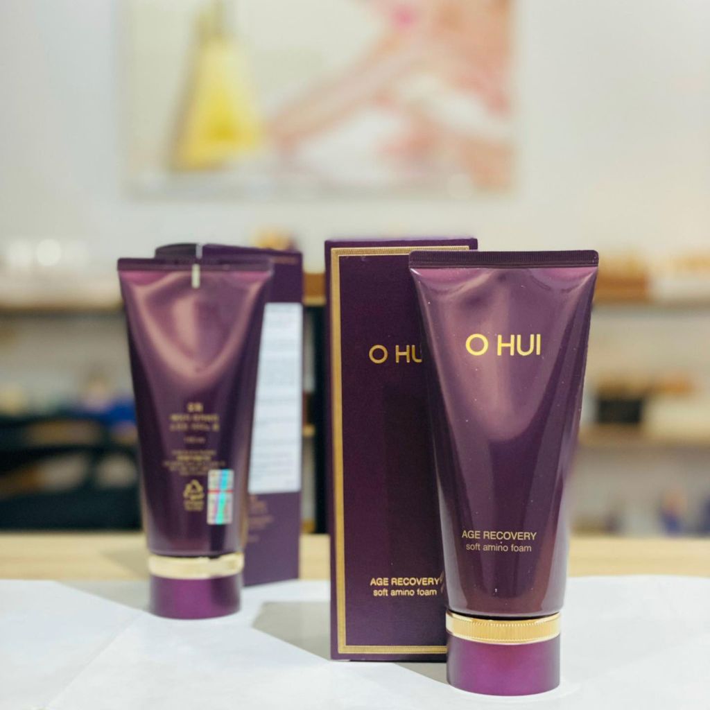 Sửa Rửa Mặt Ohui Age Recovery Soft Amino Foam 180ml