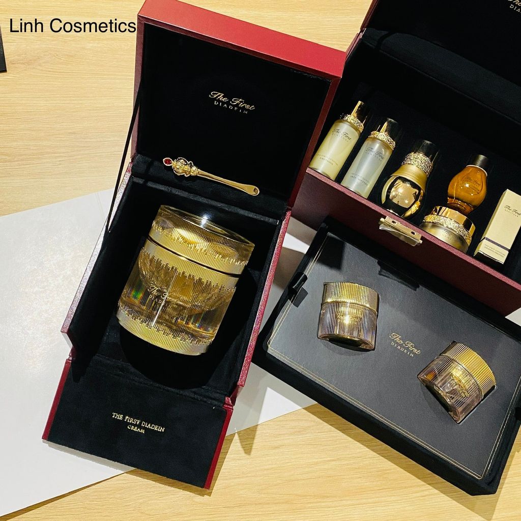 Bộ Kem Kim Cương Trẻ Hoá Da Ohui The First Geniture Solitaire Cream Special Set