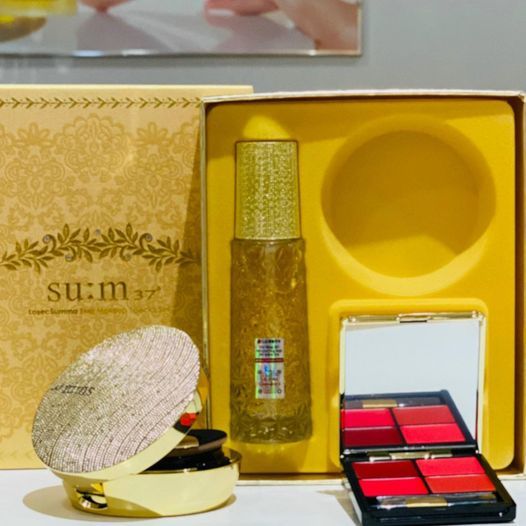 Bộ Trang Điểm Sum37 Losecsumma Elixir Makeup Special Set