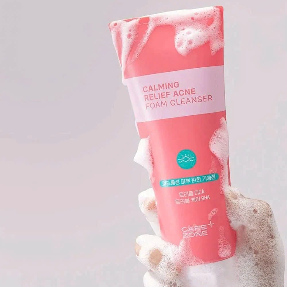 Sữa Rửa Mặt Cho Da Mụn Sạch Sâu Dịu Nhẹ Carezone Calming Relief Acne Foam 200ml