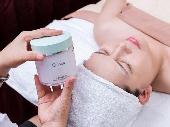 Kem Massage Cung Cấp Độ Ẩm Da Ohui Clear Science Tender Massage Cream 230ml Nội Địa