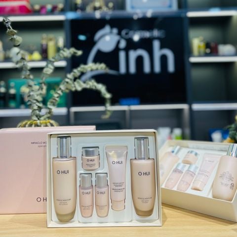 Bộ Dưỡng ẩm Ohui Miracle Moisture 2pcs Special Set Mẫu Mới