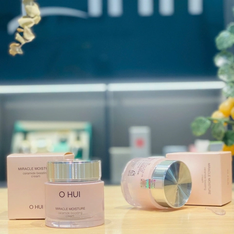 Kem Dưỡng Ẩm Ohui Miracle Moisture Ceramide Boosting Cream 60ml