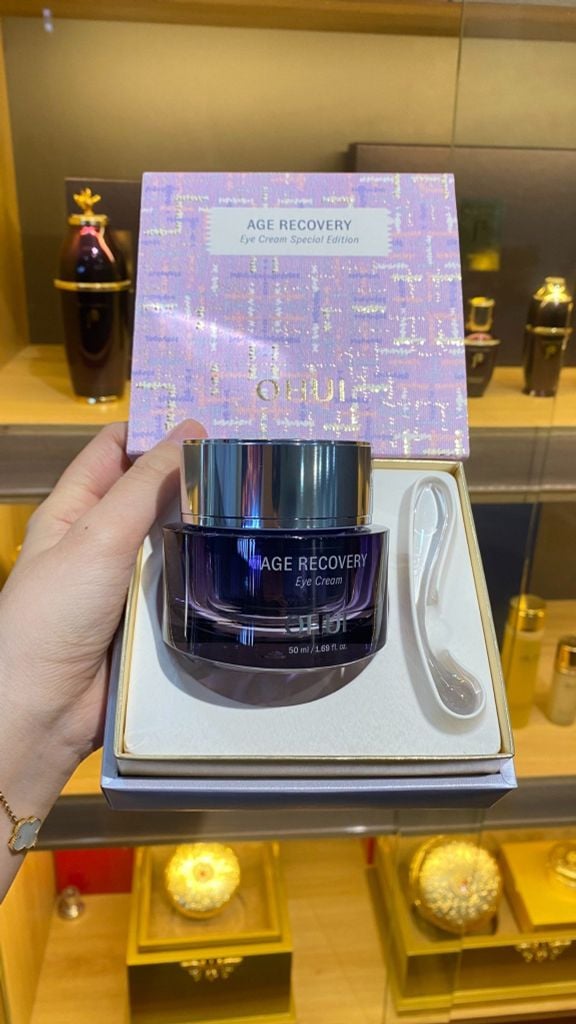 Kem Mắt Cải Thiện Nếp Nhăn Ohui Age Recovery Eye Cream Limited 50ml