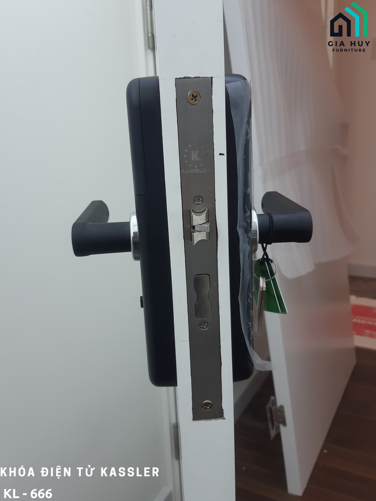 Khóa điện tử Kassler KL - 666 mở khóa bằng APP Wifi thông minh