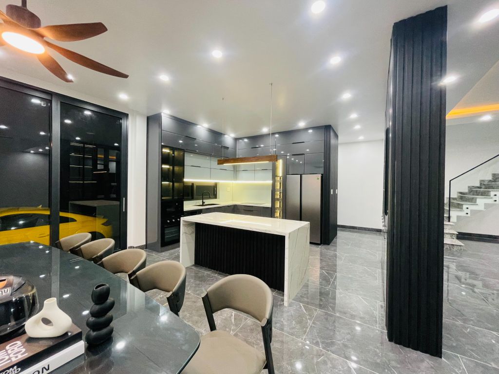 Tủ bếp inox cánh kính Gotze 2615