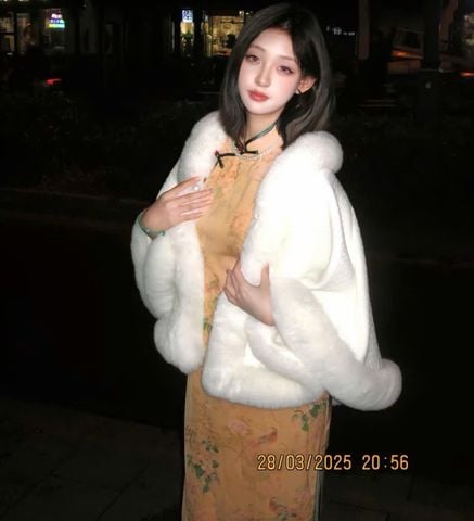  SUỜN XÁM DÀI LỤA VÀNG 