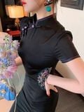  Sườn Xám Đen Lửng Thêu hoa 