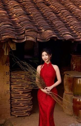  SƯỜN XÁM HỒNG NHẠN YẾM LỬNG 