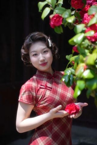  Sườn xám dài Mộng Trầm Hương 