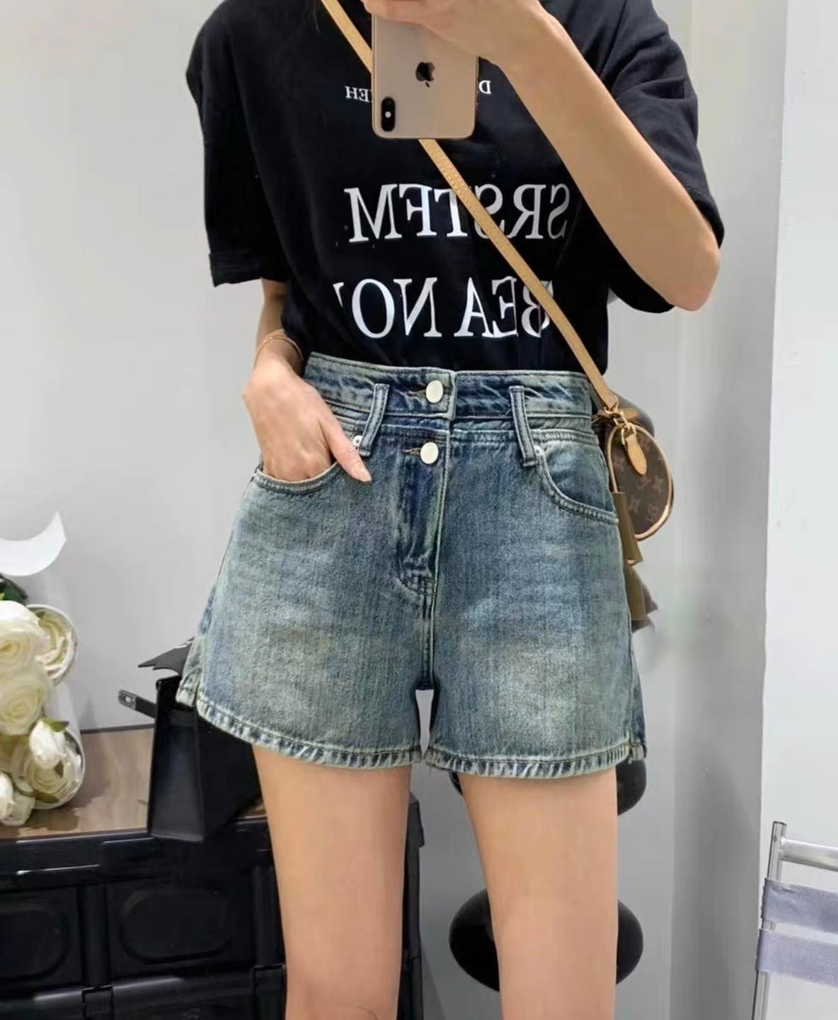  Quần Short Jean Nữ Trơn Ống Rộng Mã 3890 