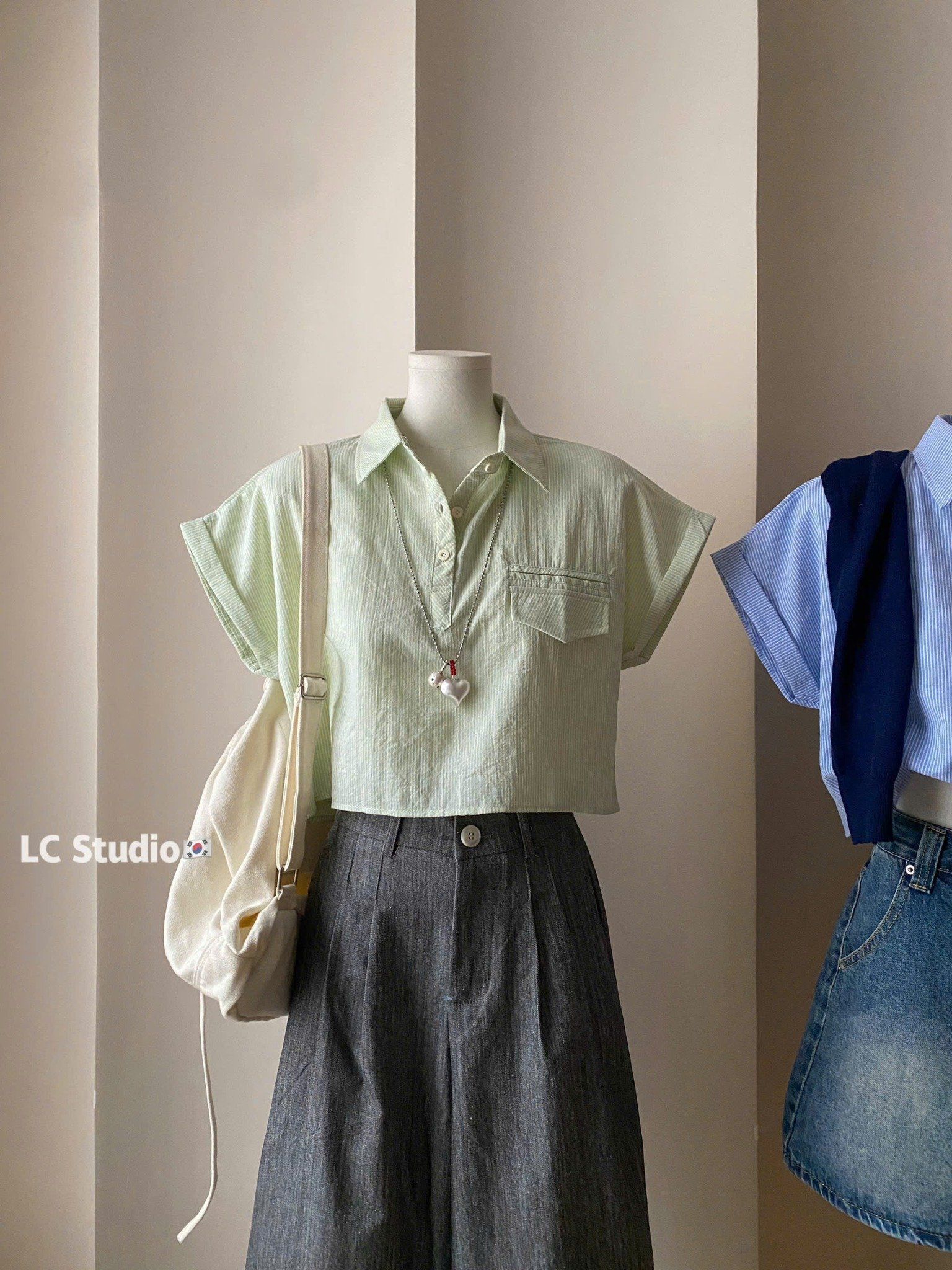  Áo Sơ Mi Croptop Sọc Nhí Túi Nắp XONXEN SHOP Mã A770 