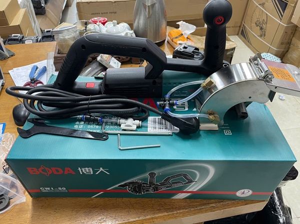 Máy cắt tường 2 lưỡi BODA CW1-50, Máy cắt rãnh 2 lưỡi Boda, Máy xẻ rãnh 156mm, Máy cắt rãnh 2 lưỡi 156, Máy cắt bô tông 2 lưỡi, Máy cắt 2 lưỡi không chổi than