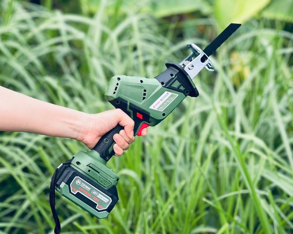 Máy cưa kiếm TOYAMA 21V CK-D01BL, Cưa kiếm makita, Cưa kiếm pin thông dụng, Cưa Pin 21V, Máy cưa dùng pin, Cưa pin cầm tay