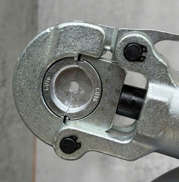 Kìm ép cốt thuỷ lực Lucian NE-300B, Kìm ép cos thuỷ lực Pin, Kìm bóp cốt thuỷ lực dùng Pin