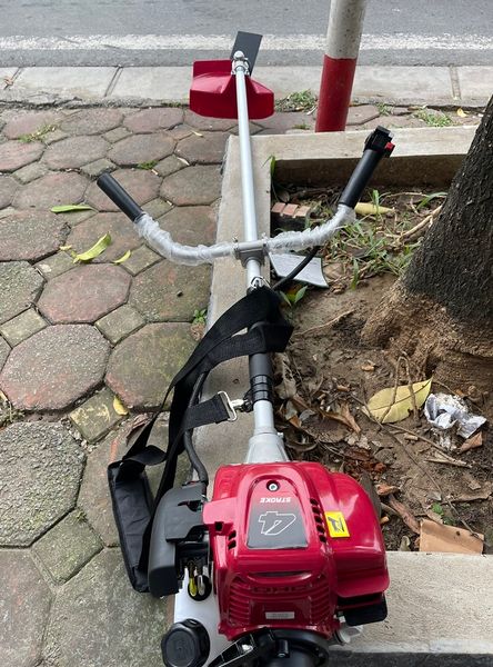 Máy cắt cỏ Honda GX35, Máy cắt cỏ chạy xăng, Máy cắt cỏ xăng Honda