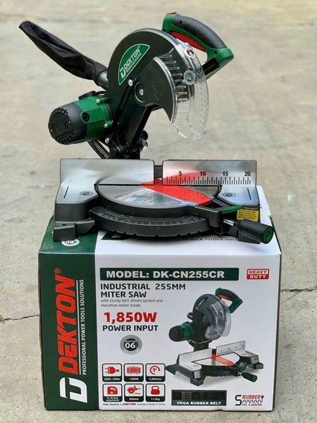Máy cắt nhôm Dekton DK-255CR 255mm, Máy cắt phào, Máy cắt nẹp gỗ, Máy cắt góc gỗ, Máy cắt phào chỉ, Máy cắt nhựa