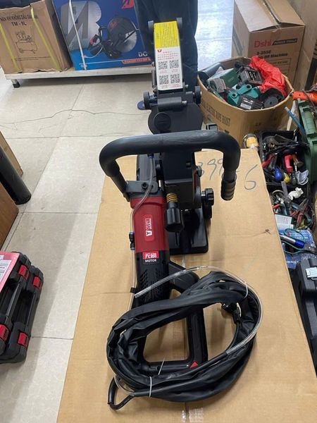 Máy cắt bê tông vòng W410-300, Máy cắt bê tông đĩa vòng HGP, Máy cắt cầu thang bê tông 300, Máy cắt mái bê tông dày, Máy cưa bê tông vòng