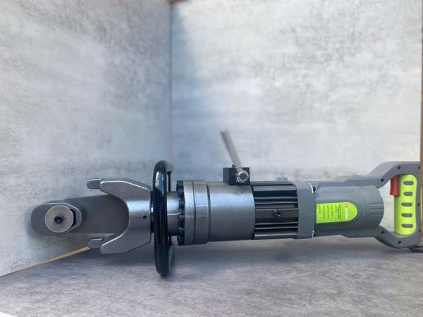 Máy uốn thuỷ lực phi 25 Lucian, Máy vam sắt thép, Máy uốn thuỷ lực cầm tay D25, Máy uốn thép cầm tay, Máy bẻ mỏ phi 25