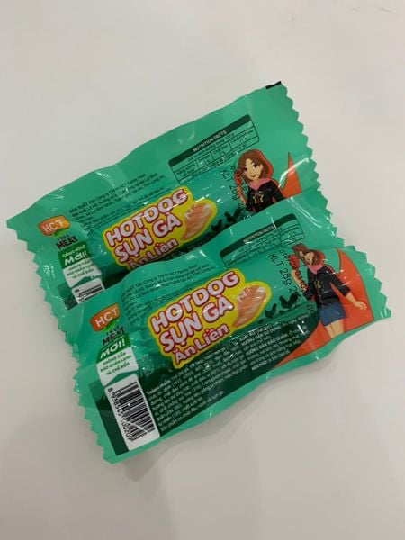 Hộp 20 cây Xúc xích Hotdog Sụn Gà ăn liền HCT True Meat 28gx20 